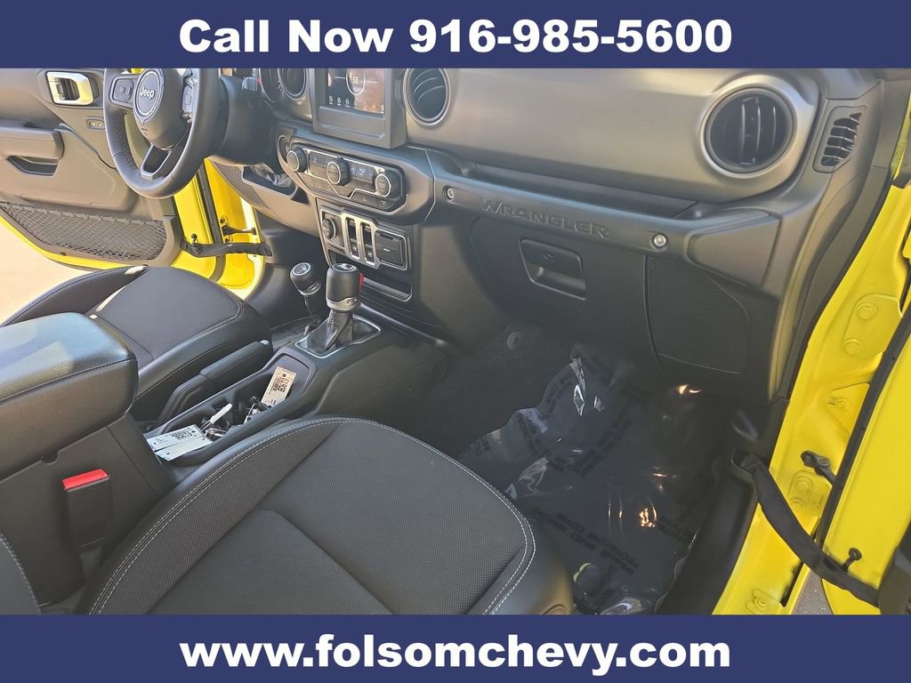Used 2023 Jeep Wrangler Sport S image 31