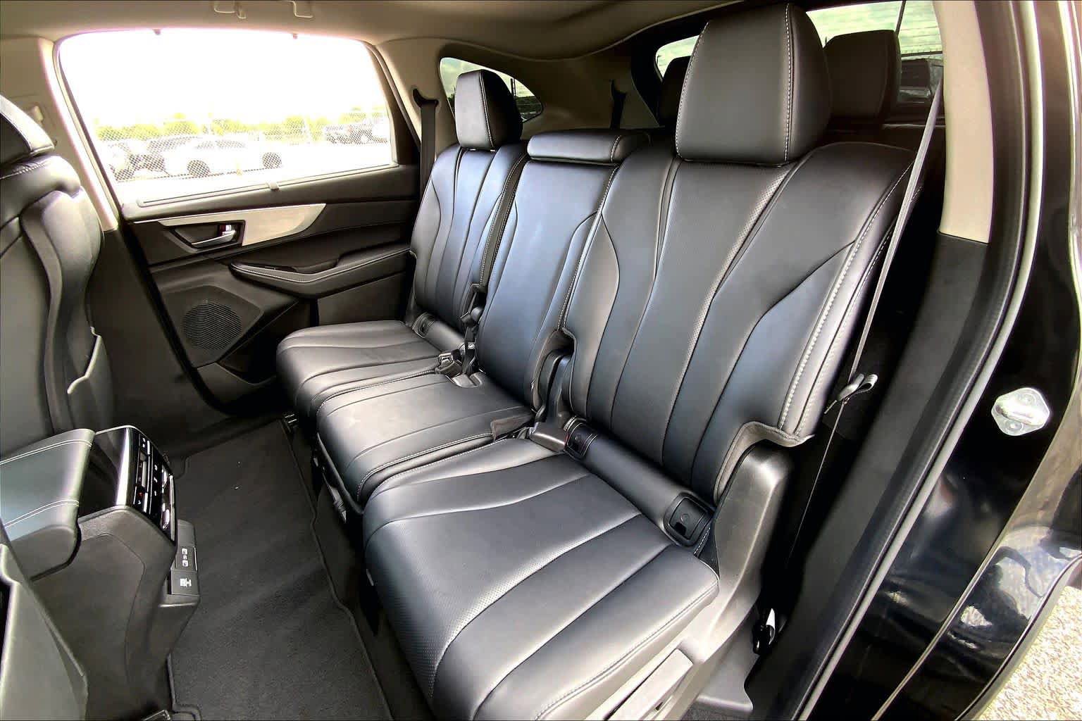 Used 2024 Acura MDX SH-AWD w/ Technology Package image 20