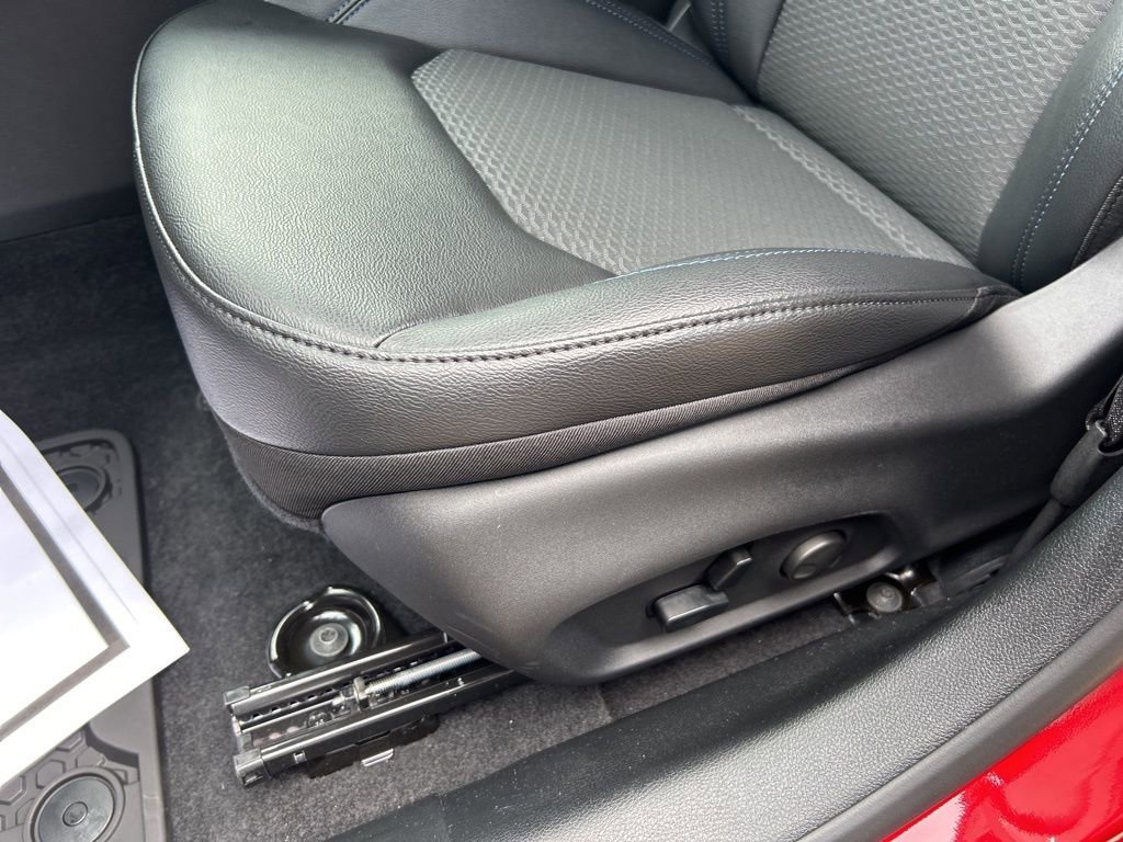 Used 2025 Jeep Compass Latitude w/ Sun & Sound Group image 22