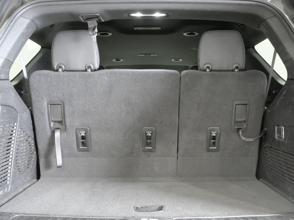 Used 2024 Chevrolet Tahoe LT AWD/4WD image 24