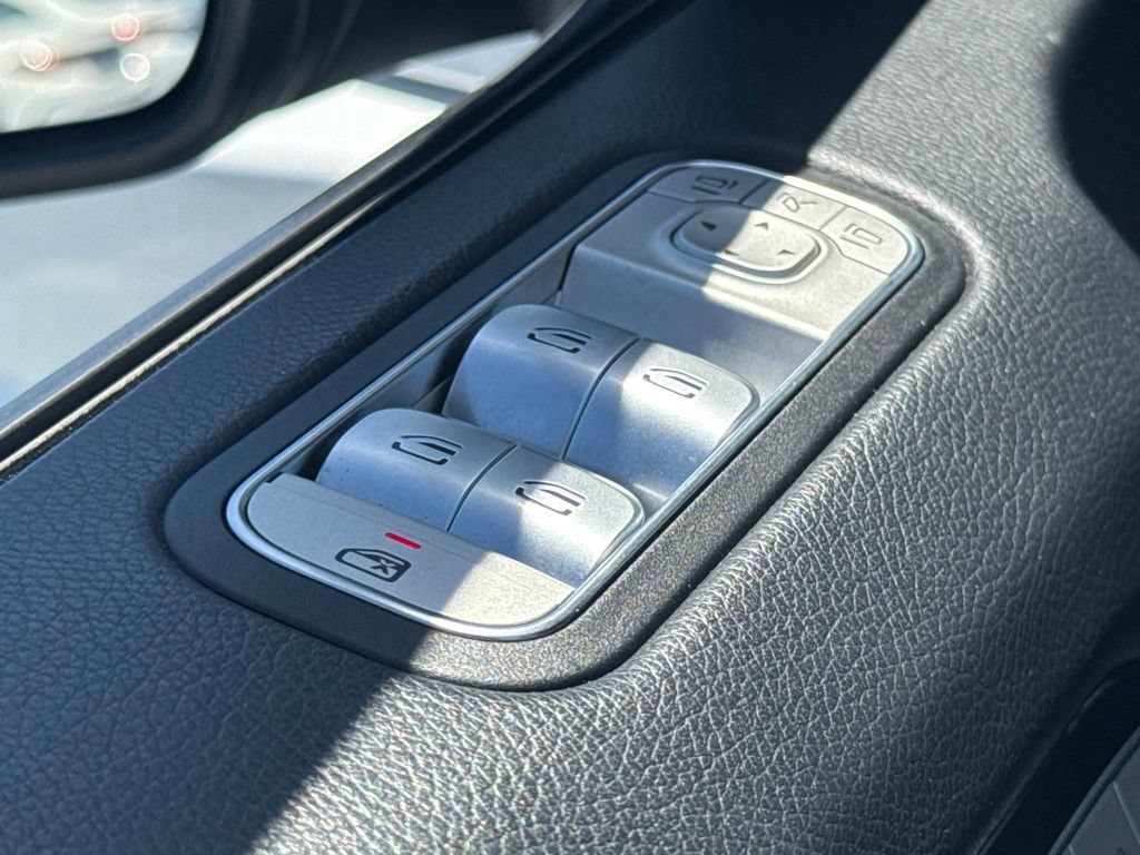 Used 2023 Mercedes-Benz G 63 AMG 4MATIC w/ Seat Comfort Package image 21