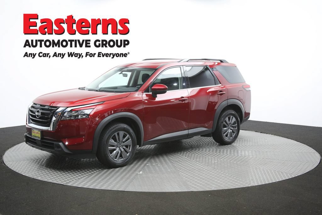 Used 2025 Nissan Pathfinder SV FWD image 56
