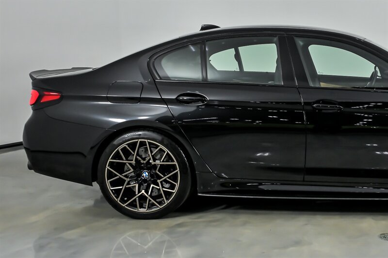 Used 2022 BMW M5 w/ Competition Package AWD/4WD image 13