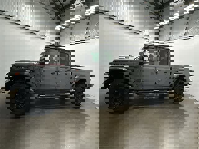 Used 2021 Jeep Gladiator Mojave image 2