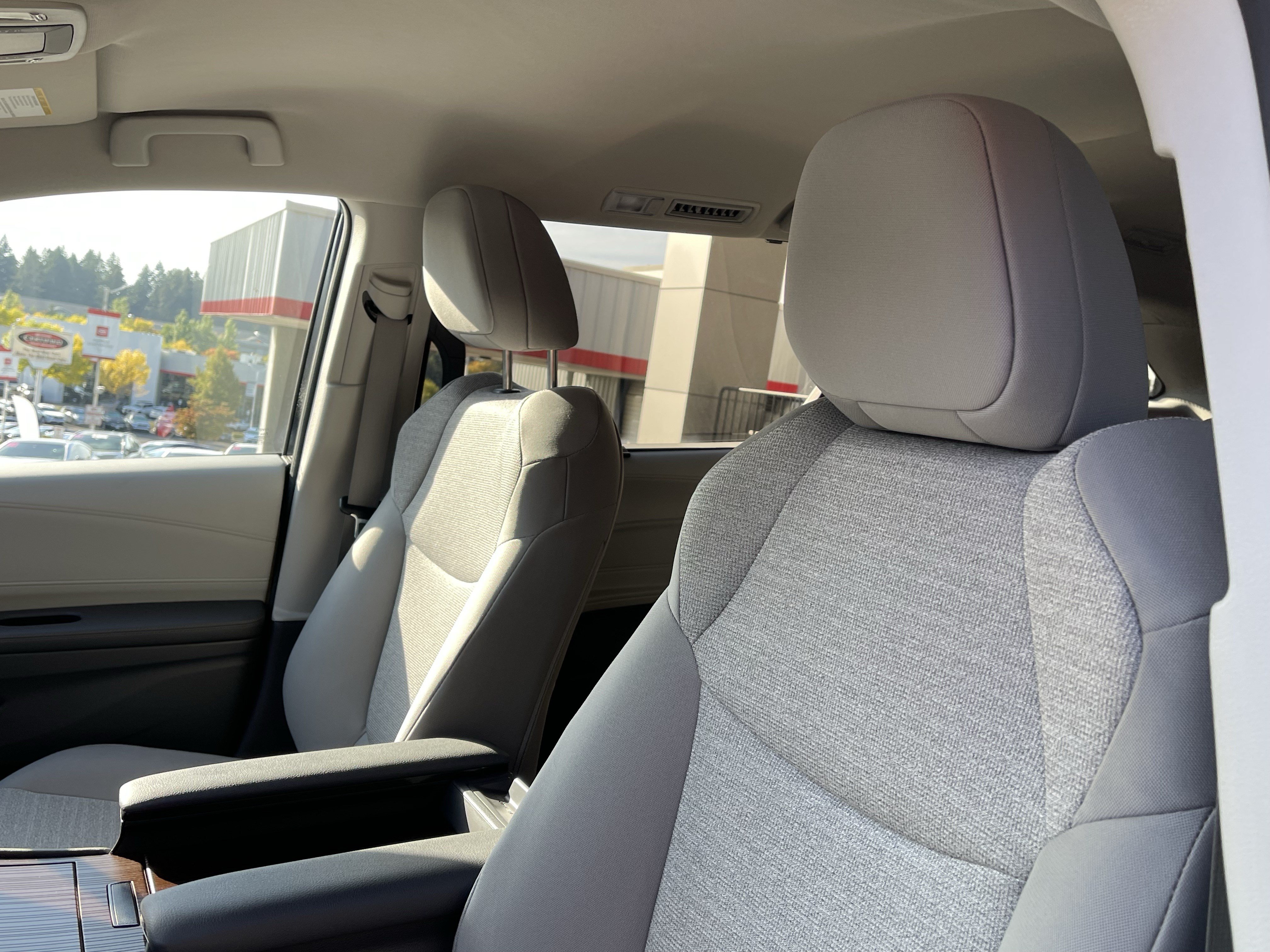 Certified 2024 Toyota Sienna LE AWD/4WD image 19