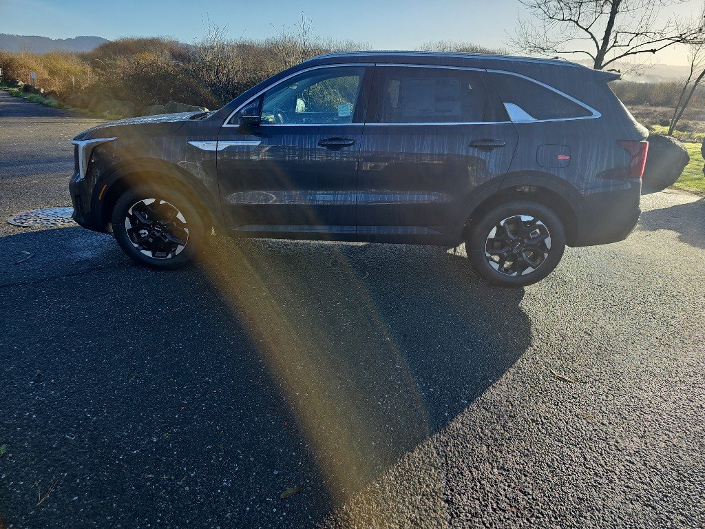 New 2026 Kia Sorento S image 6