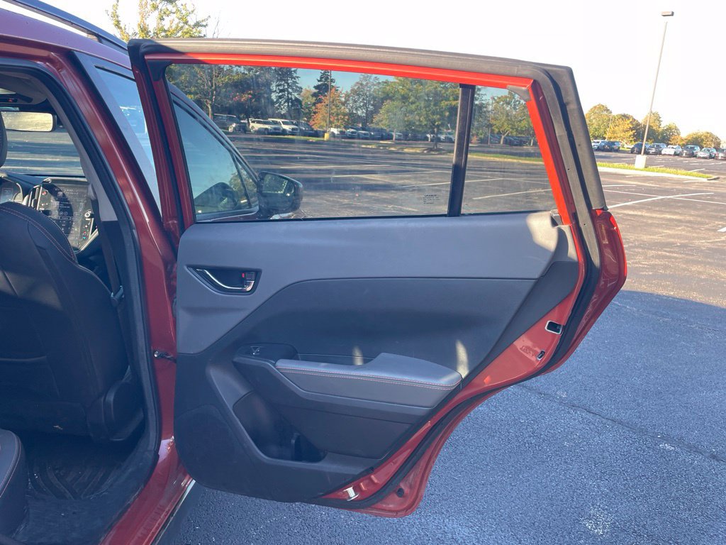 Used 2024 Subaru Crosstrek 2.5i Limited w/ Crosstrek Mirror Package AWD/4WD image 18