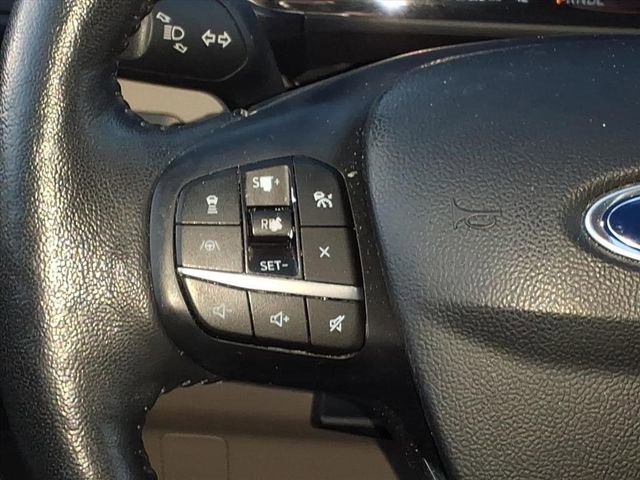 Used 2020 Ford Escape Titanium image 11