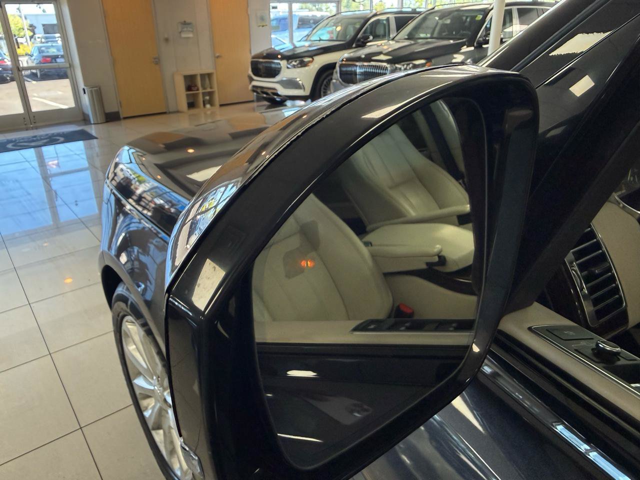 Used 2014 Land Rover Range Rover HSE AWD/4WD image 33