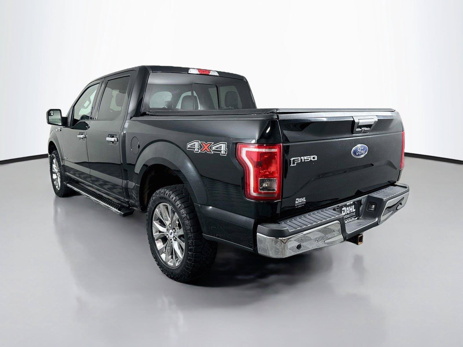 Used 2016 Ford F150 XLT w/ Equipment Group 302A Luxury AWD/4WD image 10