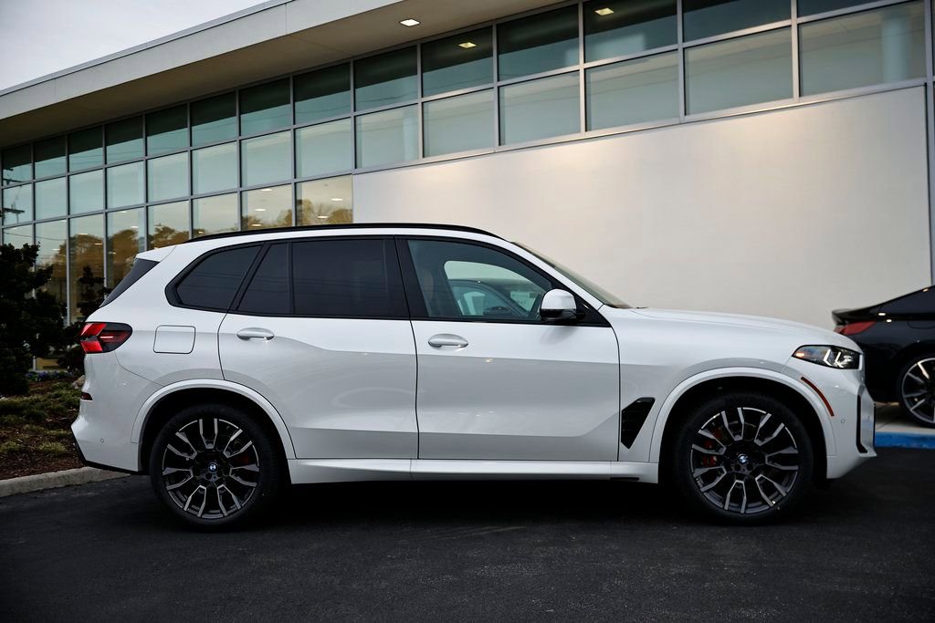 New 2026 BMW X5 xDrive40i w/ M Sport Package image 4
