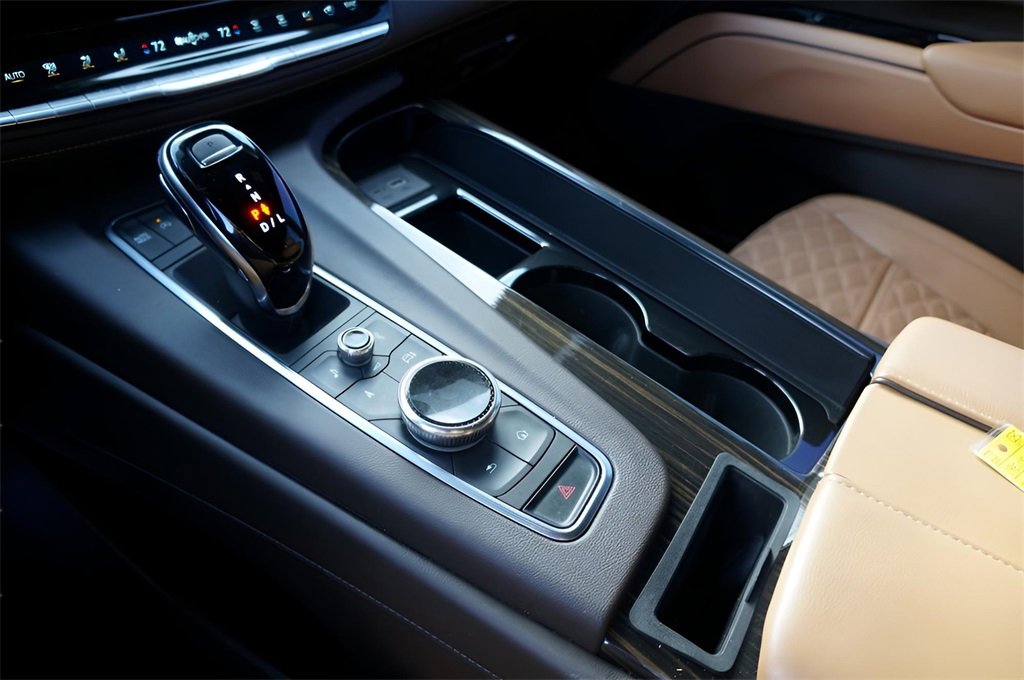 Used 2021 Cadillac Escalade Sport w/ Driver Assist Tech Package image 31