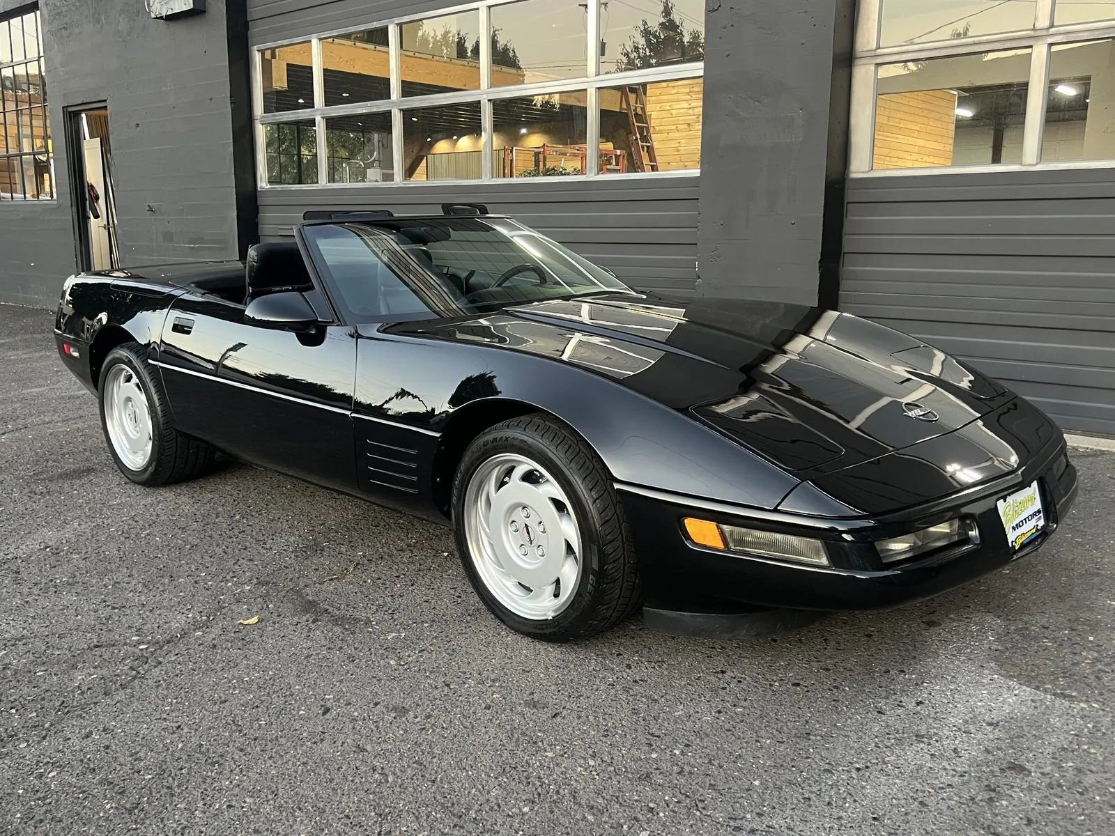 Used 1991 Chevrolet Corvette Convertible image 9