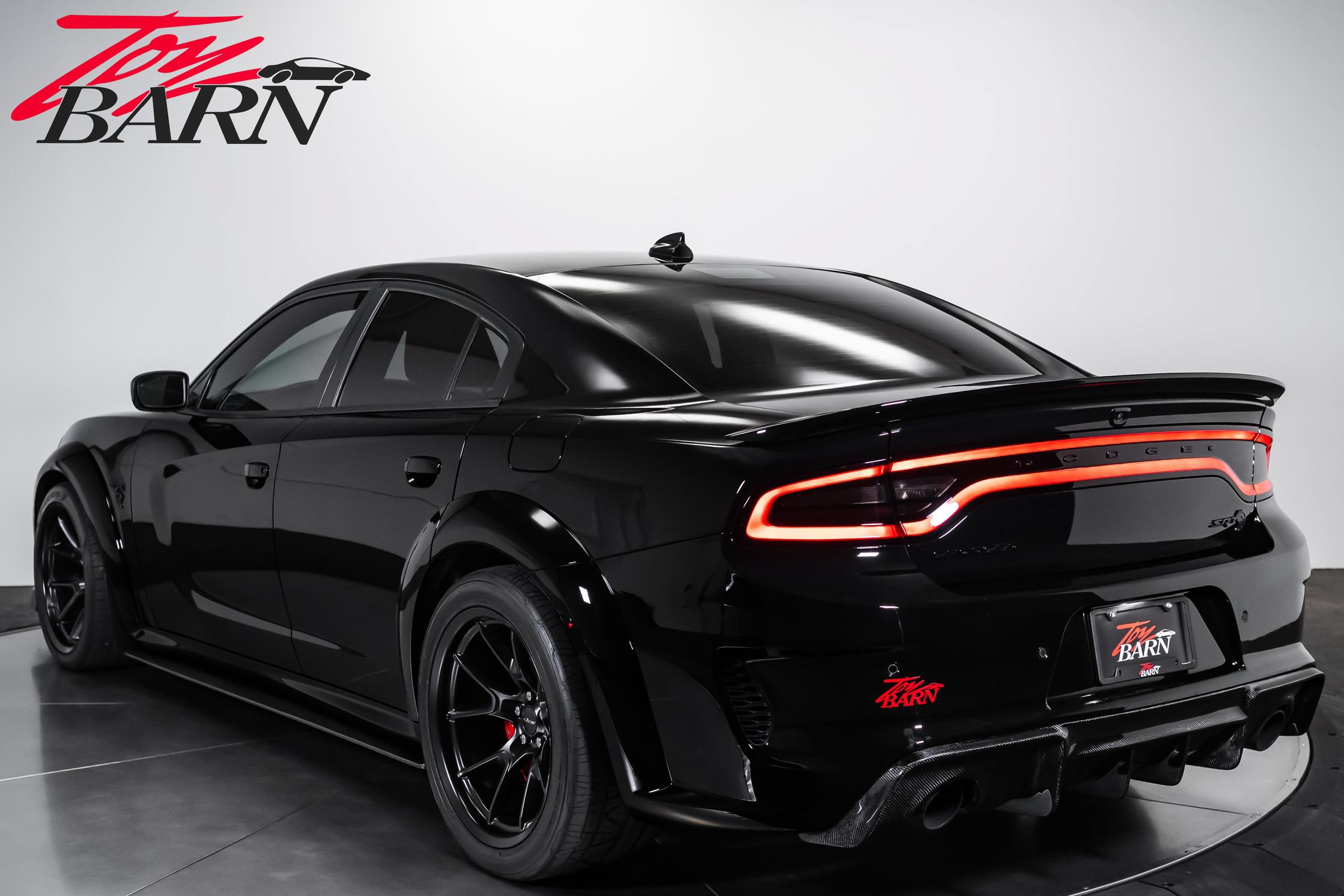 Used 2022 Dodge Charger SRT Hellcat RWD image 3