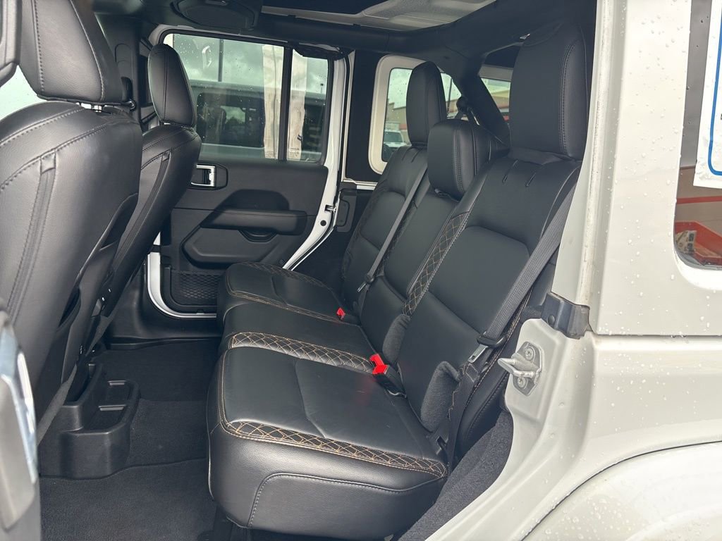 Used 2021 Jeep Wrangler Unlimited Sahara image 13