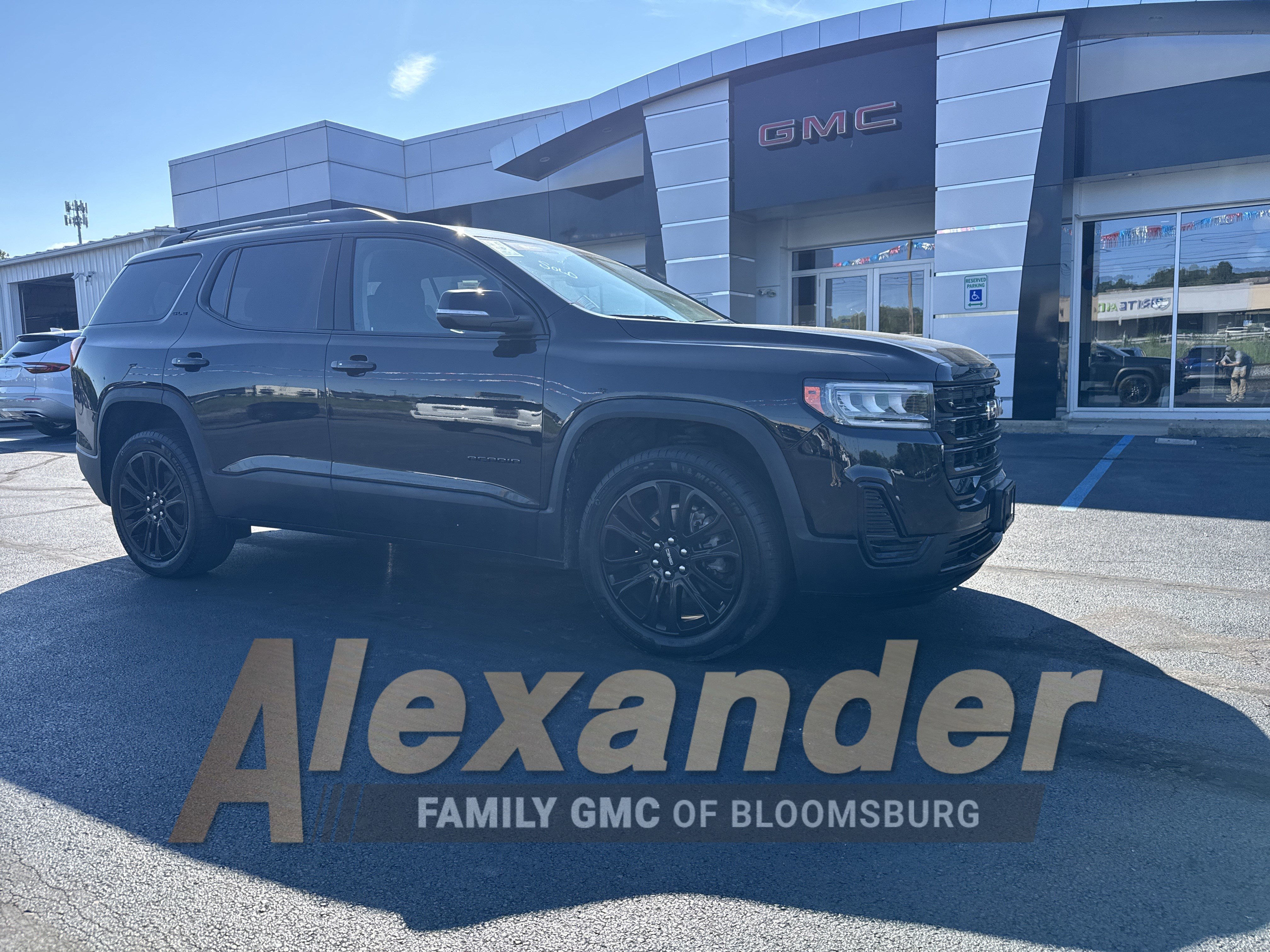 Used 2023 GMC Acadia SLE w/ Driver Convenience Package