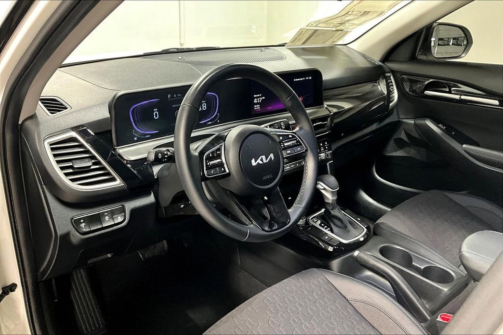 Used 2026 Kia Seltos S FWD image 20