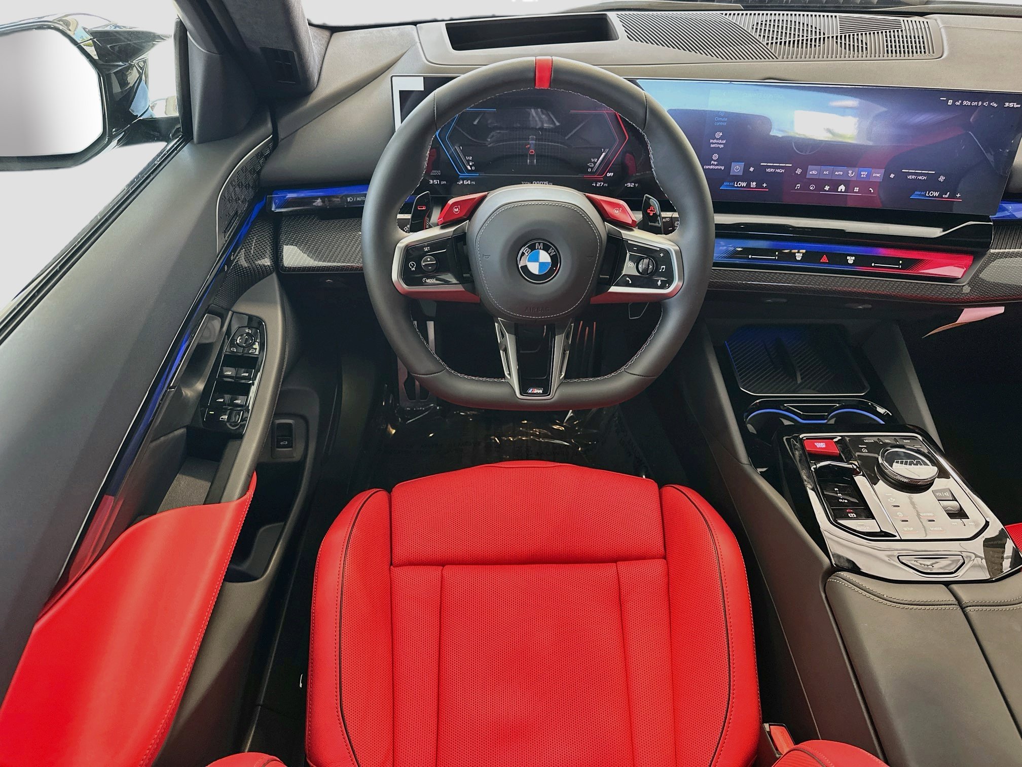 New 2027 BMW M5 Touring AWD/4WD image 18