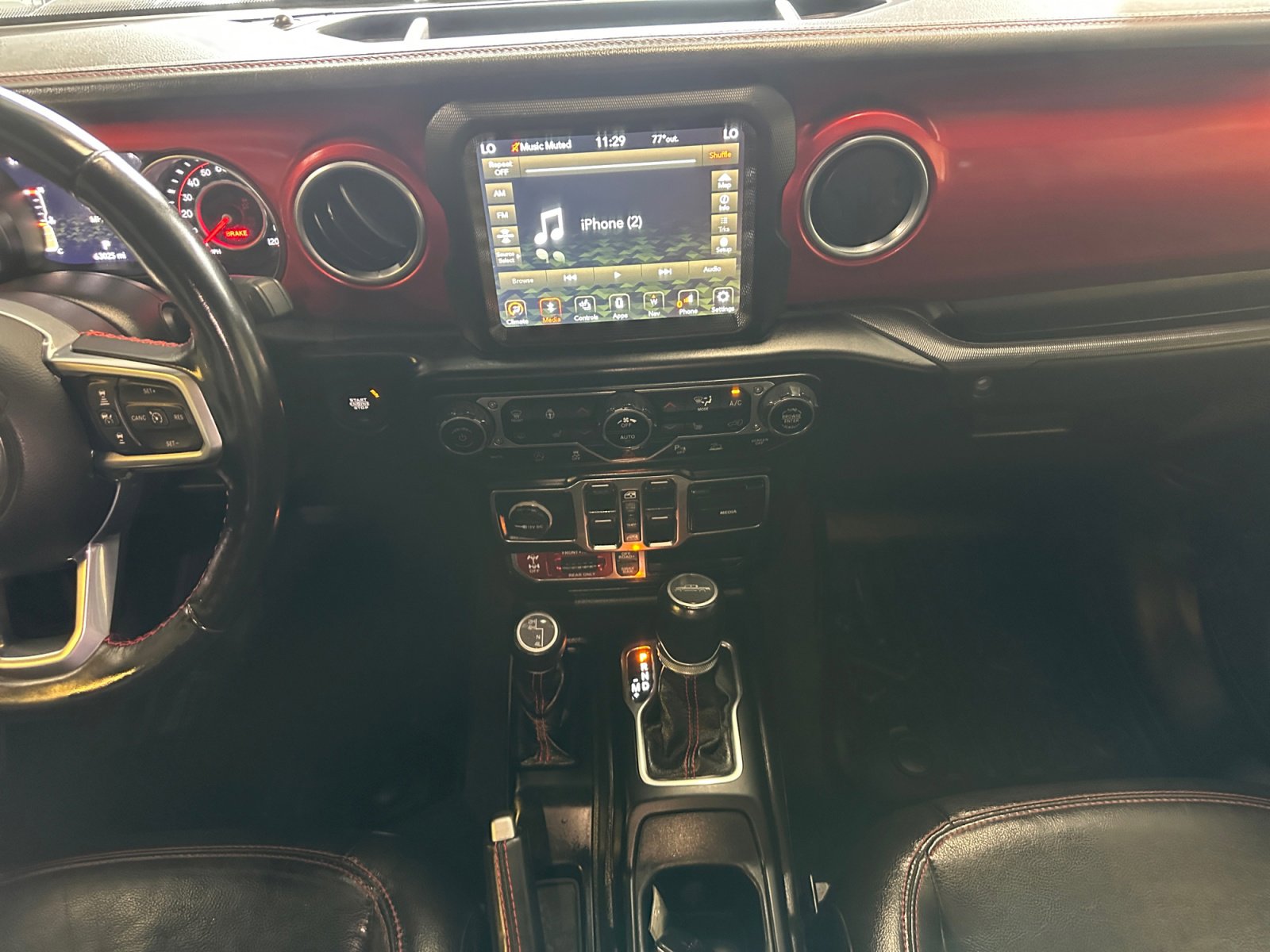 Used 2022 Jeep Gladiator Rubicon w/ LED Lighting Group AWD/4WD image 22