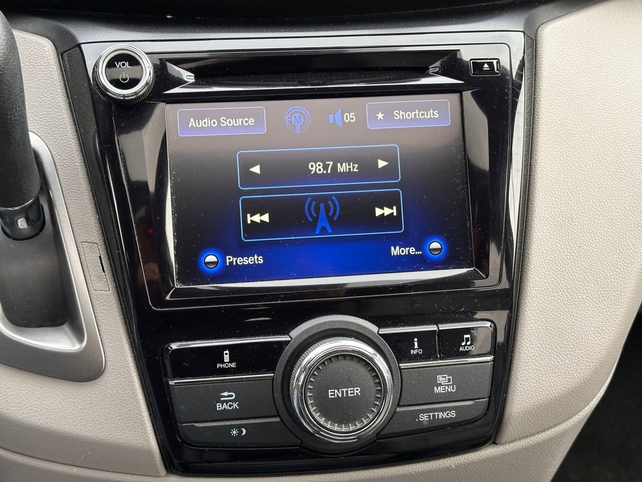 Used 2016 Honda Odyssey EX-L image 32