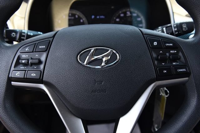 Used 2019 Hyundai Tucson SE AWD/4WD image 16