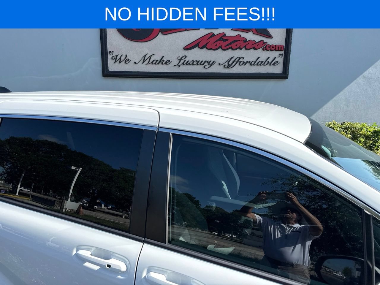 Used 2021 Toyota Sienna LE FWD image 9