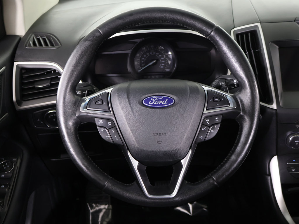 Used 2018 Ford Edge SEL w/ Equipment Group 201A AWD/4WD image 43