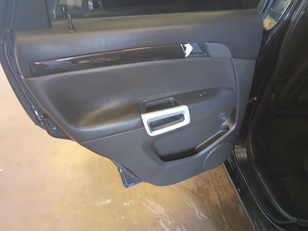 Used 2014 Chevrolet Captiva Sport LT w/ Convenience Package FWD image 29