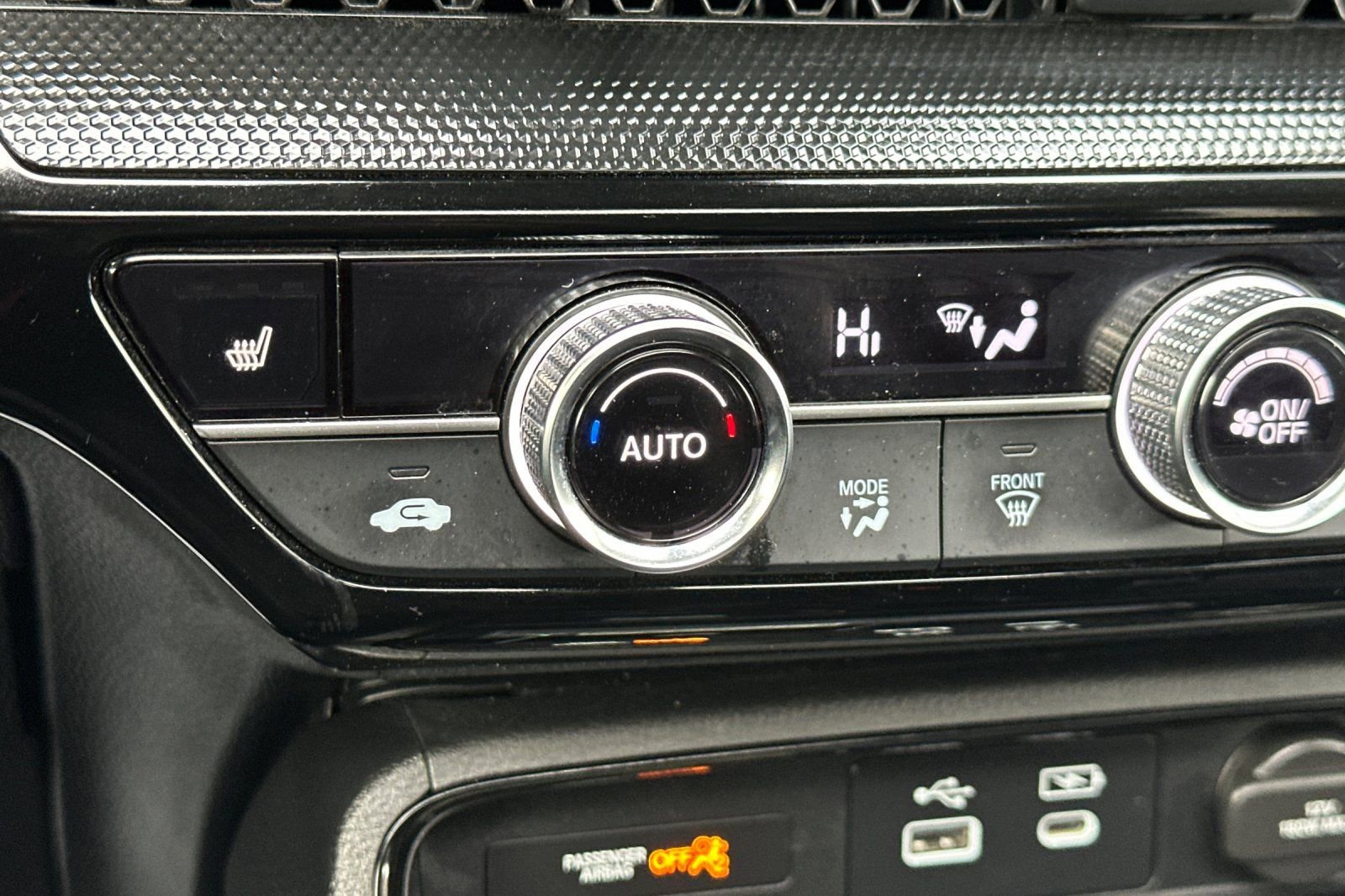 Used 2025 Honda CR-V EX-L image 29