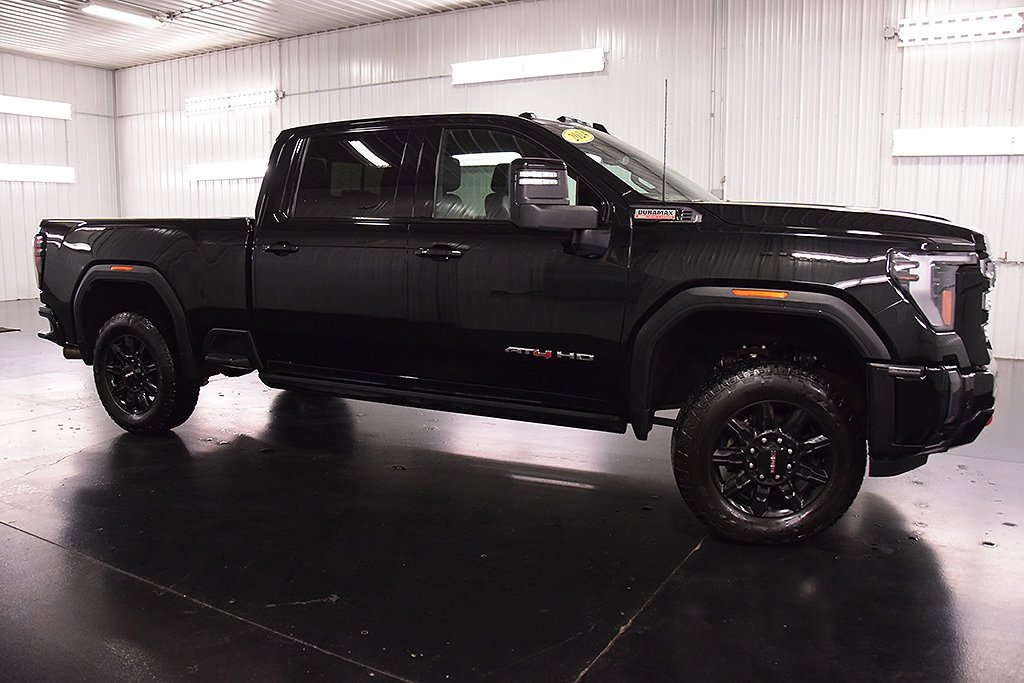 Used 2024 GMC Sierra 2500 AT4 w/ AT4 Premium Plus Package image 10