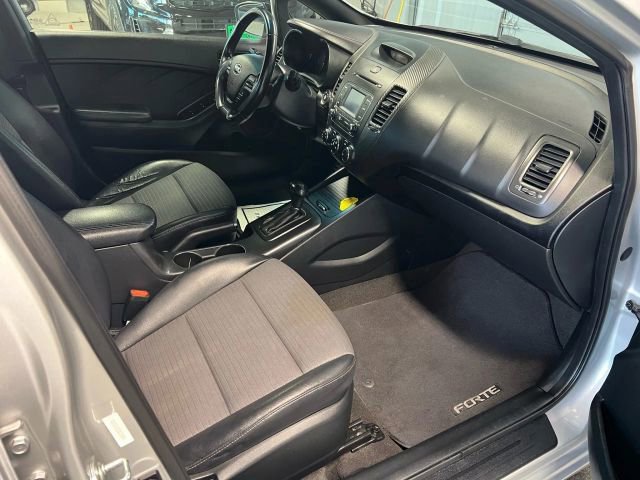 Used 2015 Kia Forte SX image 11