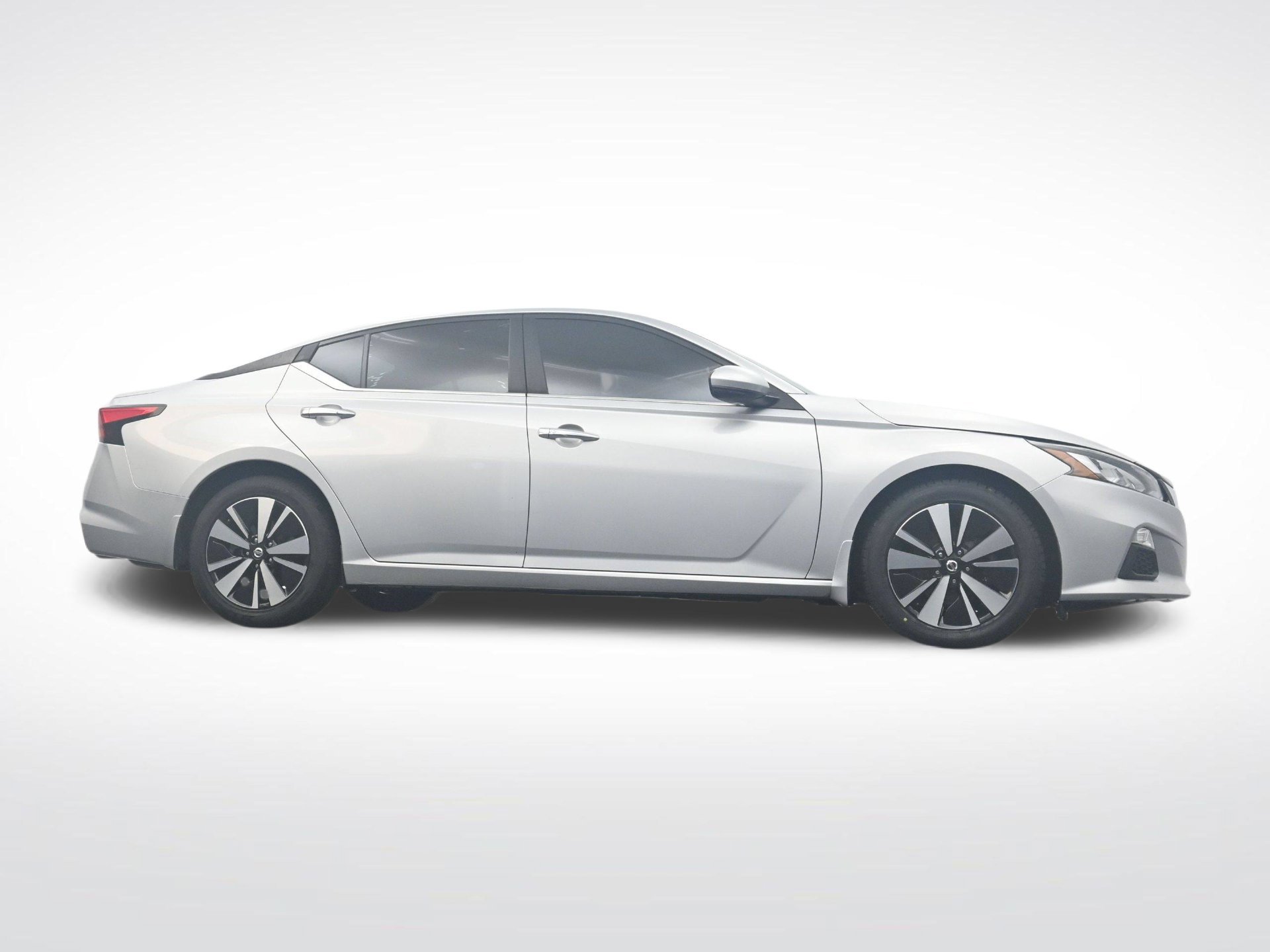 Used 2021 Nissan Altima 2.5 SV w/ SV Premium Package FWD image 33