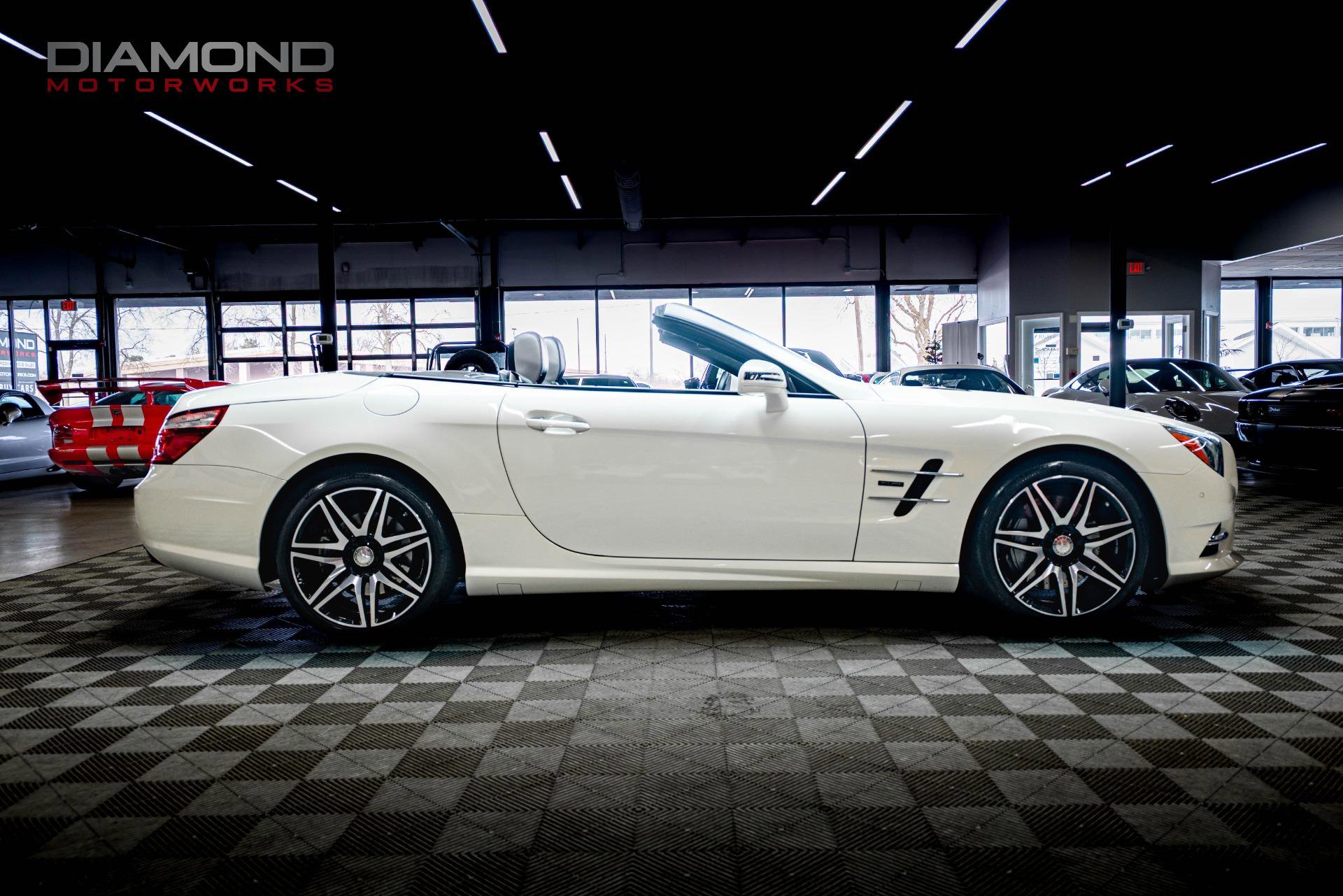 Used 2015 Mercedes-Benz SL 550 image 30