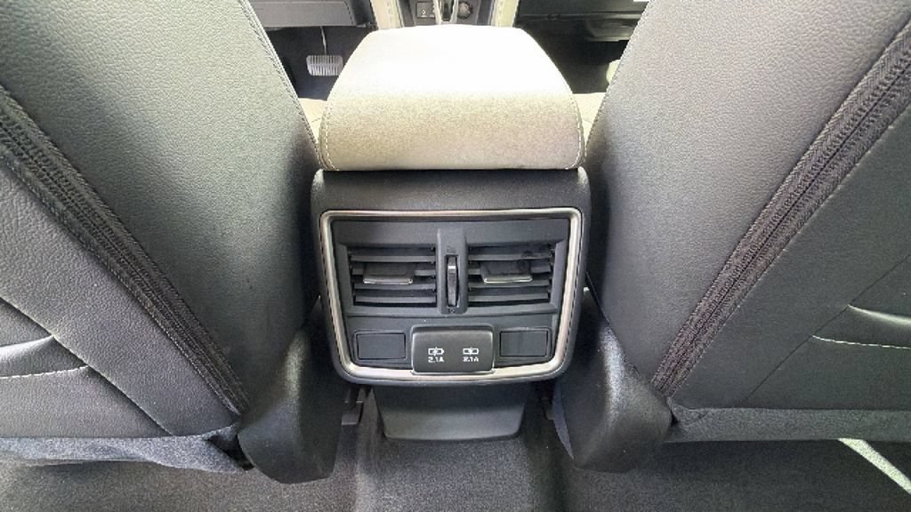 Used 2023 Subaru Forester Limited AWD/4WD image 25