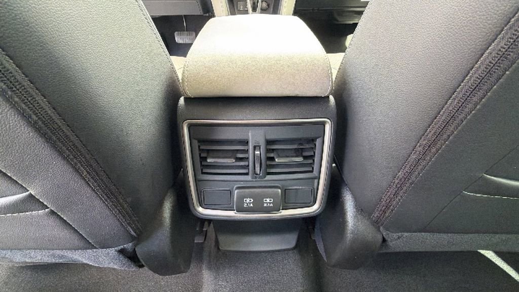 Used 2023 Subaru Forester Limited AWD/4WD image 25