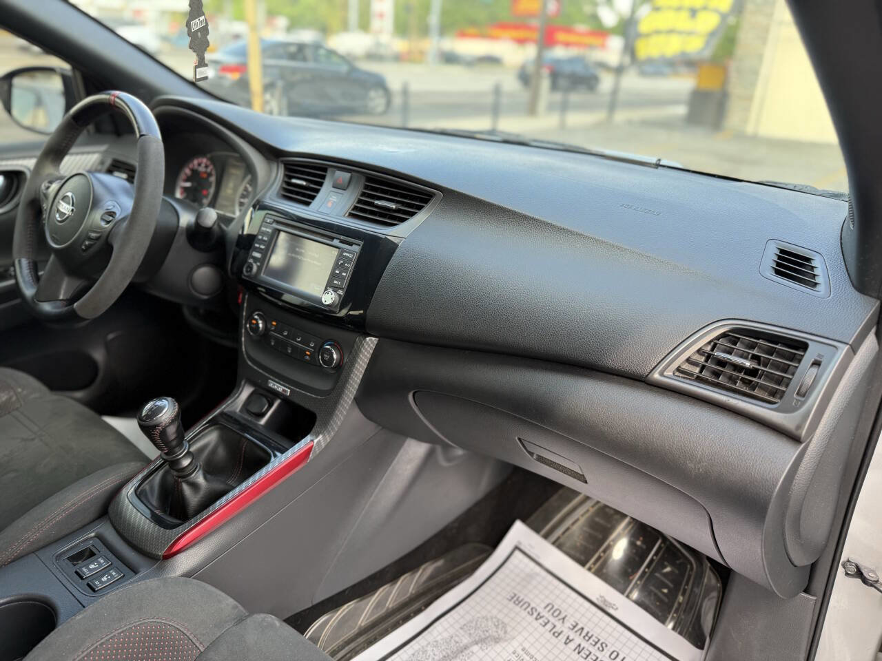 Used 2017 Nissan Sentra NISMO w/ NISMO Premium Package FWD image 26