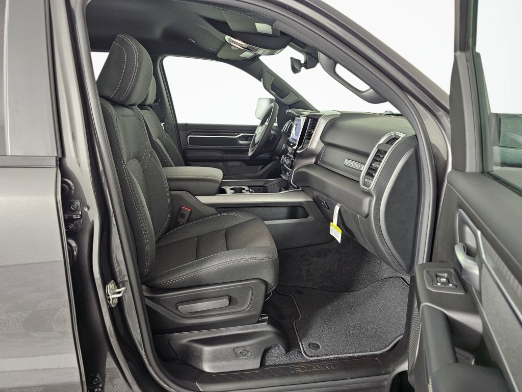 New 2026 RAM 1500 Big Horn AWD/4WD image 37