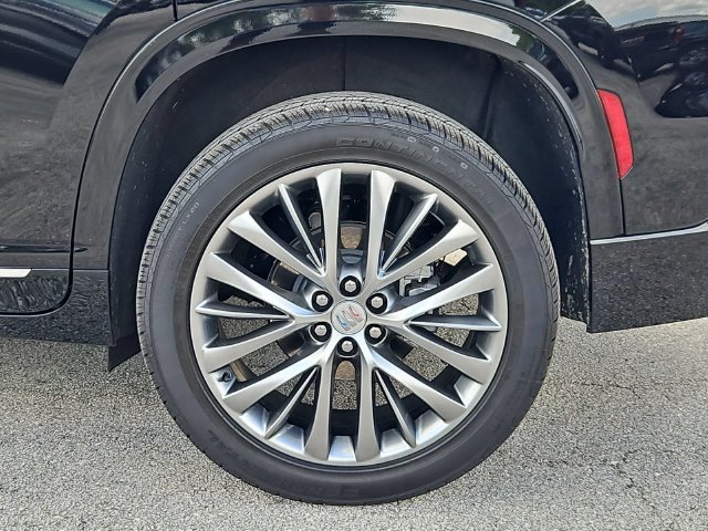 Certified 2025 Buick Enclave Avenir w/ LPO, All-Weather Package FWD image 33