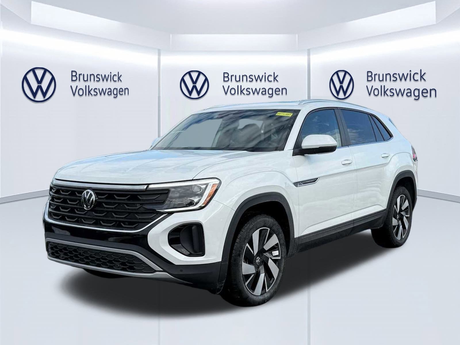 New 2026 Volkswagen Atlas Cross Sport SE