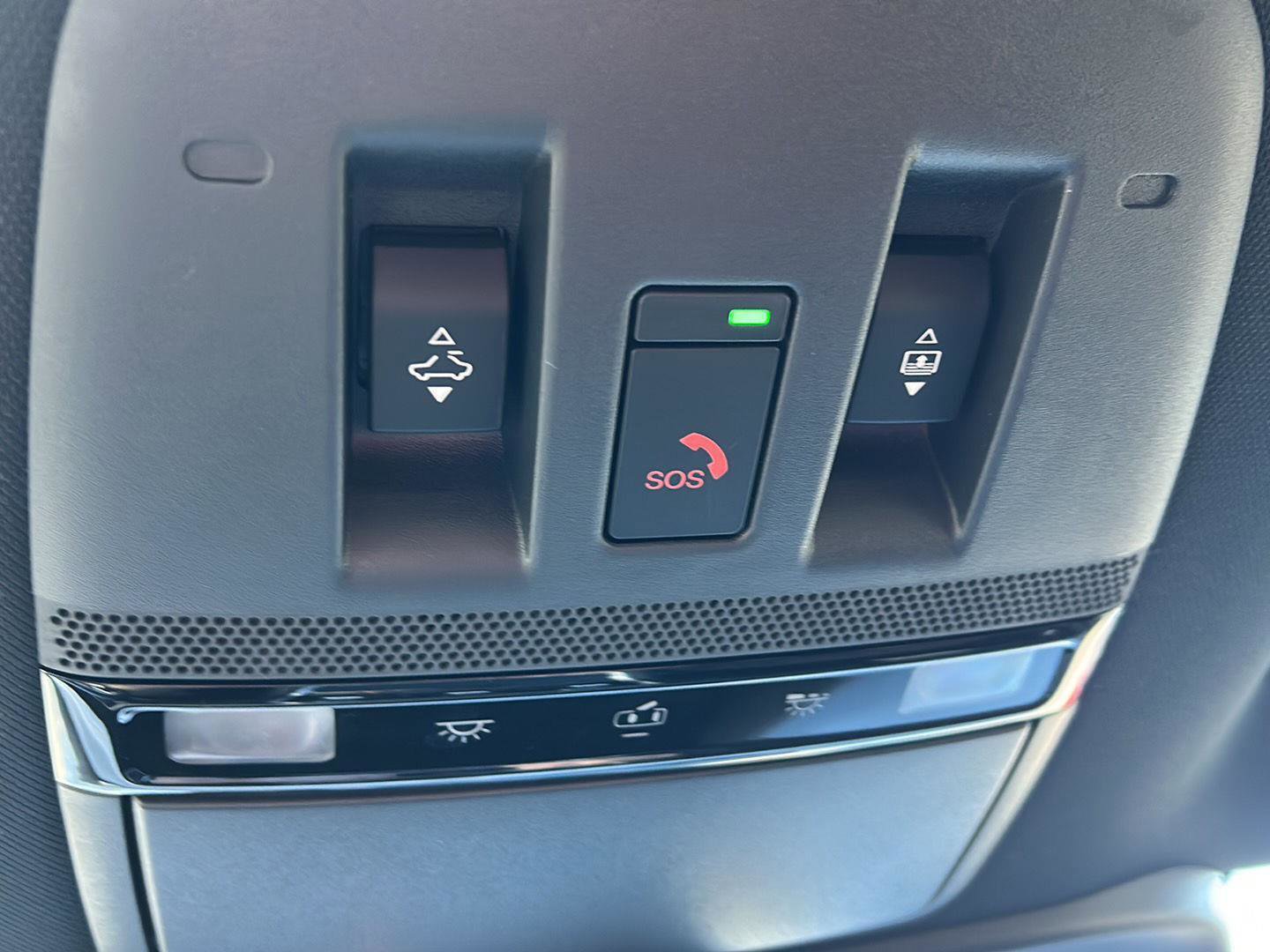 Used 2025 Nissan Armada Platinum w/ Convenience Package image 24