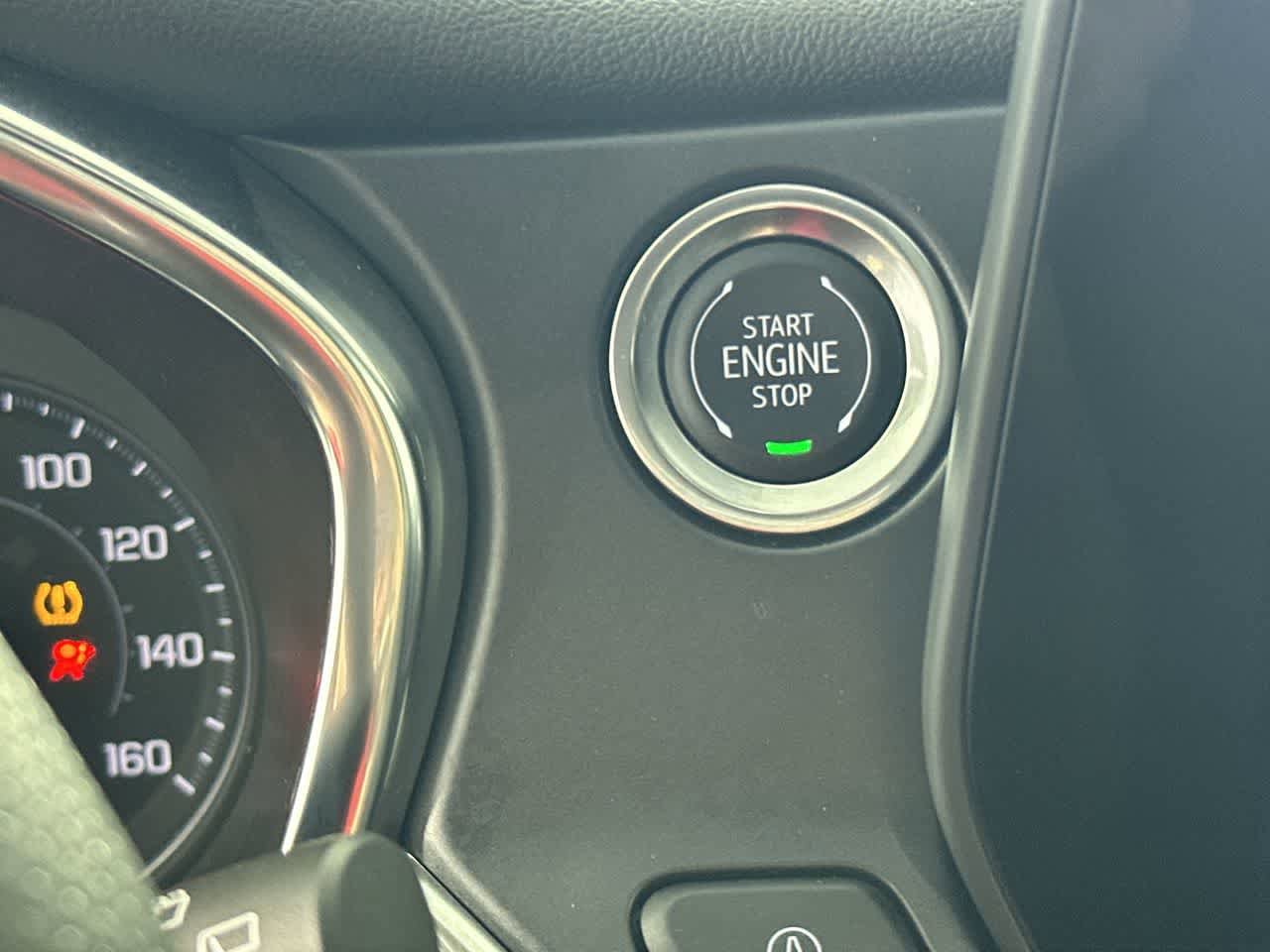 Used 2025 Chevrolet Blazer LT FWD image 26