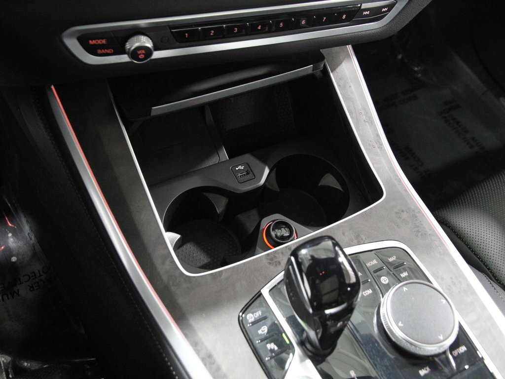 Used 2023 BMW X5 xDrive40i w/ M Sport Package image 17