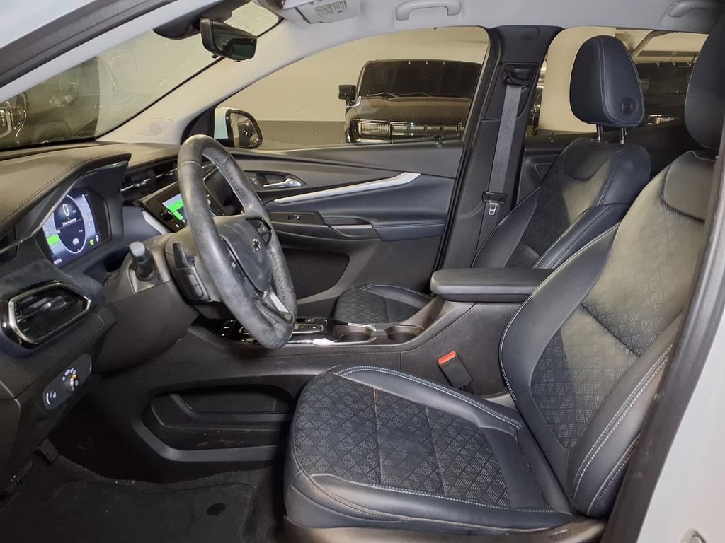 Certified 2022 Chevrolet Bolt EUV Premier FWD image 14