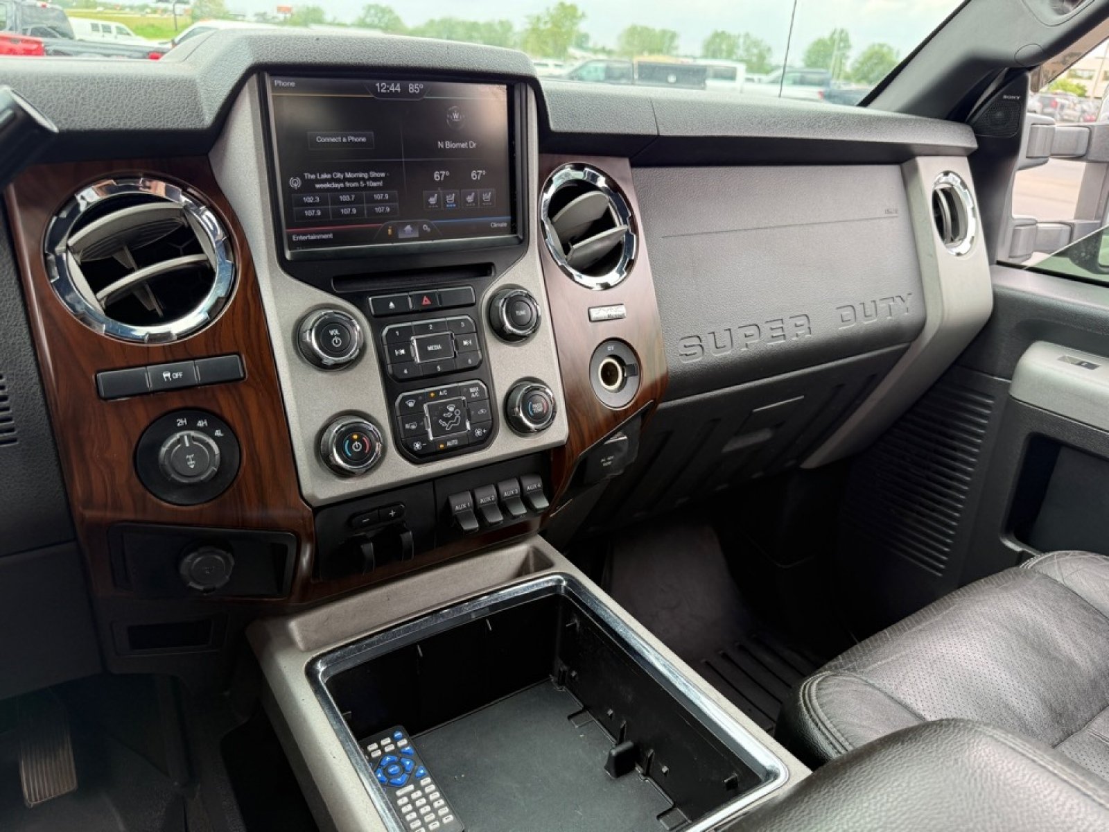 Used 2013 Ford F250 Lariat w/ Lariat Ultimate Pkg AWD/4WD image 12