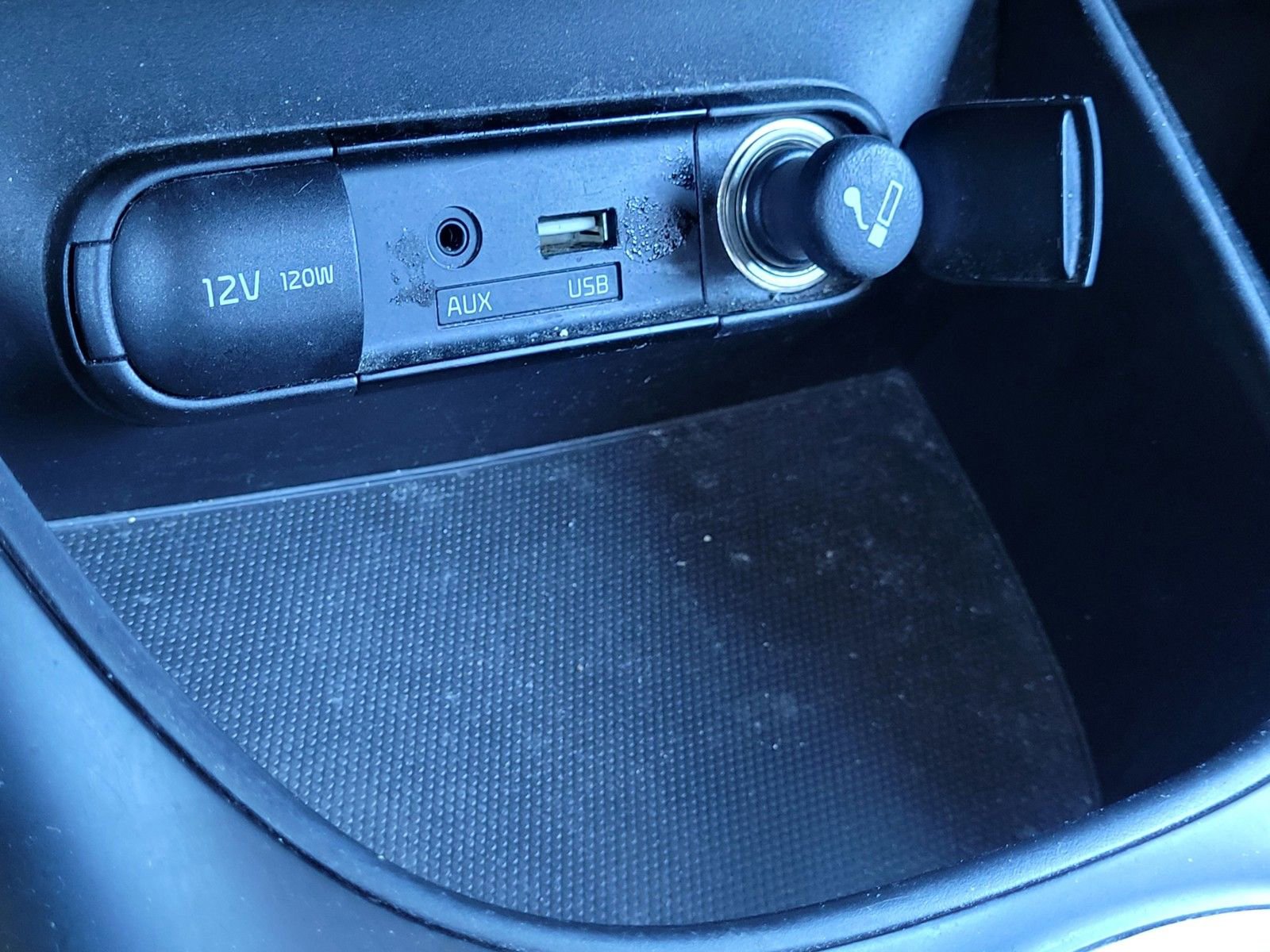 Used 2018 Kia Soul + image 24