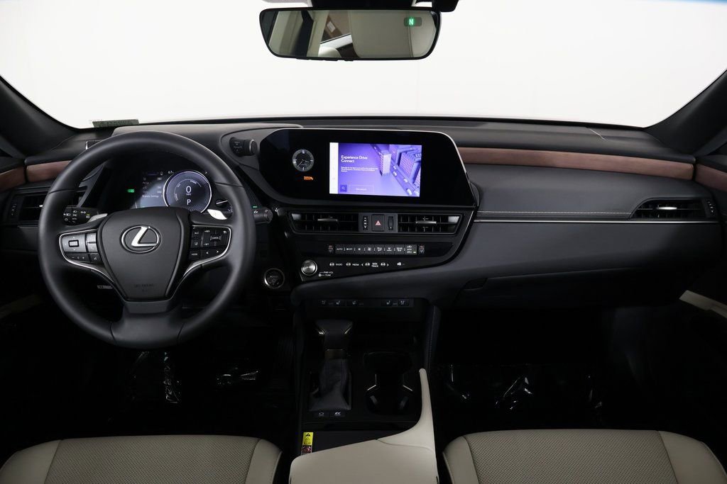 Used 2025 Lexus ES 300h w/ Premium Package image 8