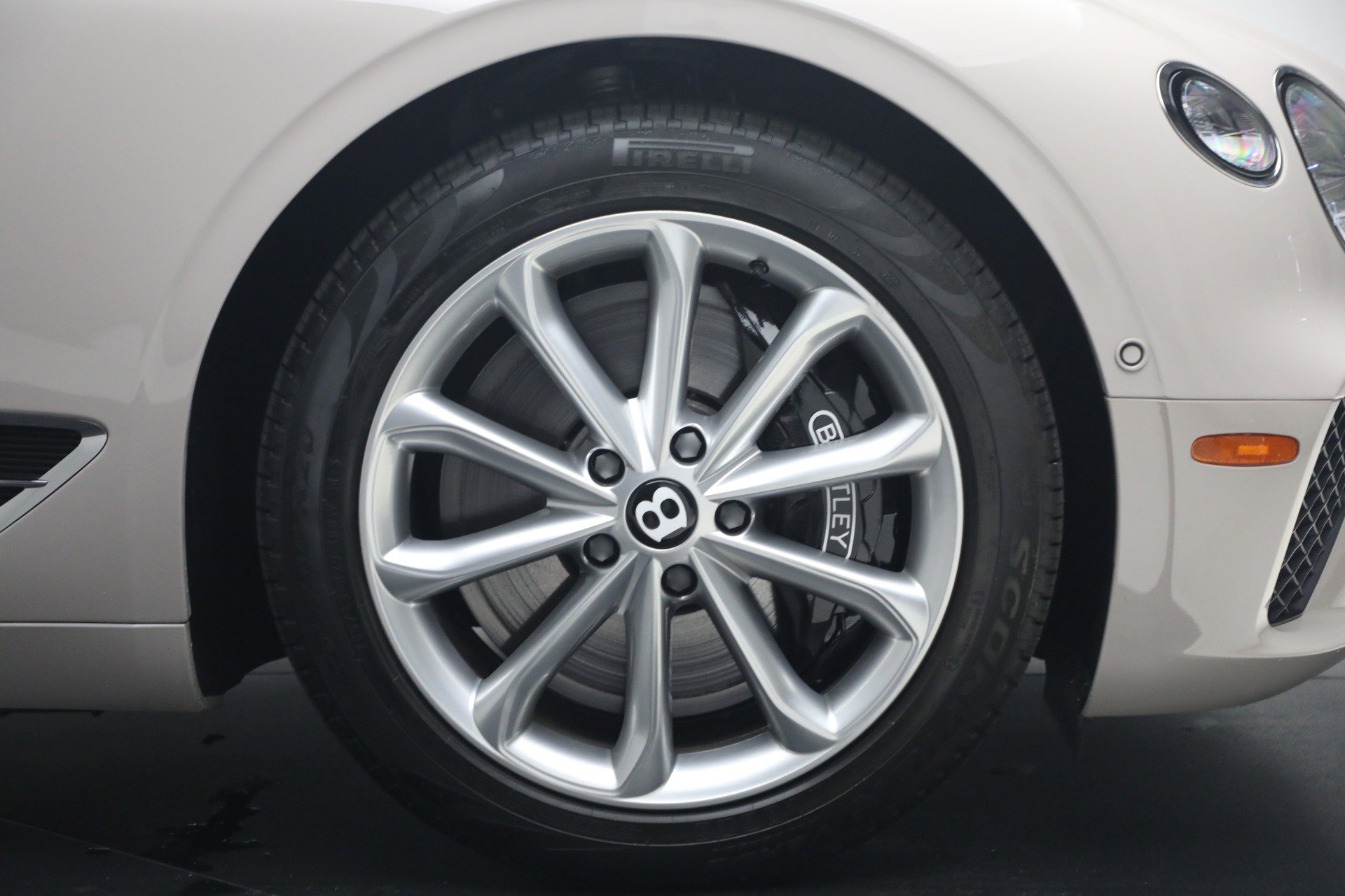 Used 2020 Bentley Continental GT V8 AWD/4WD image 27