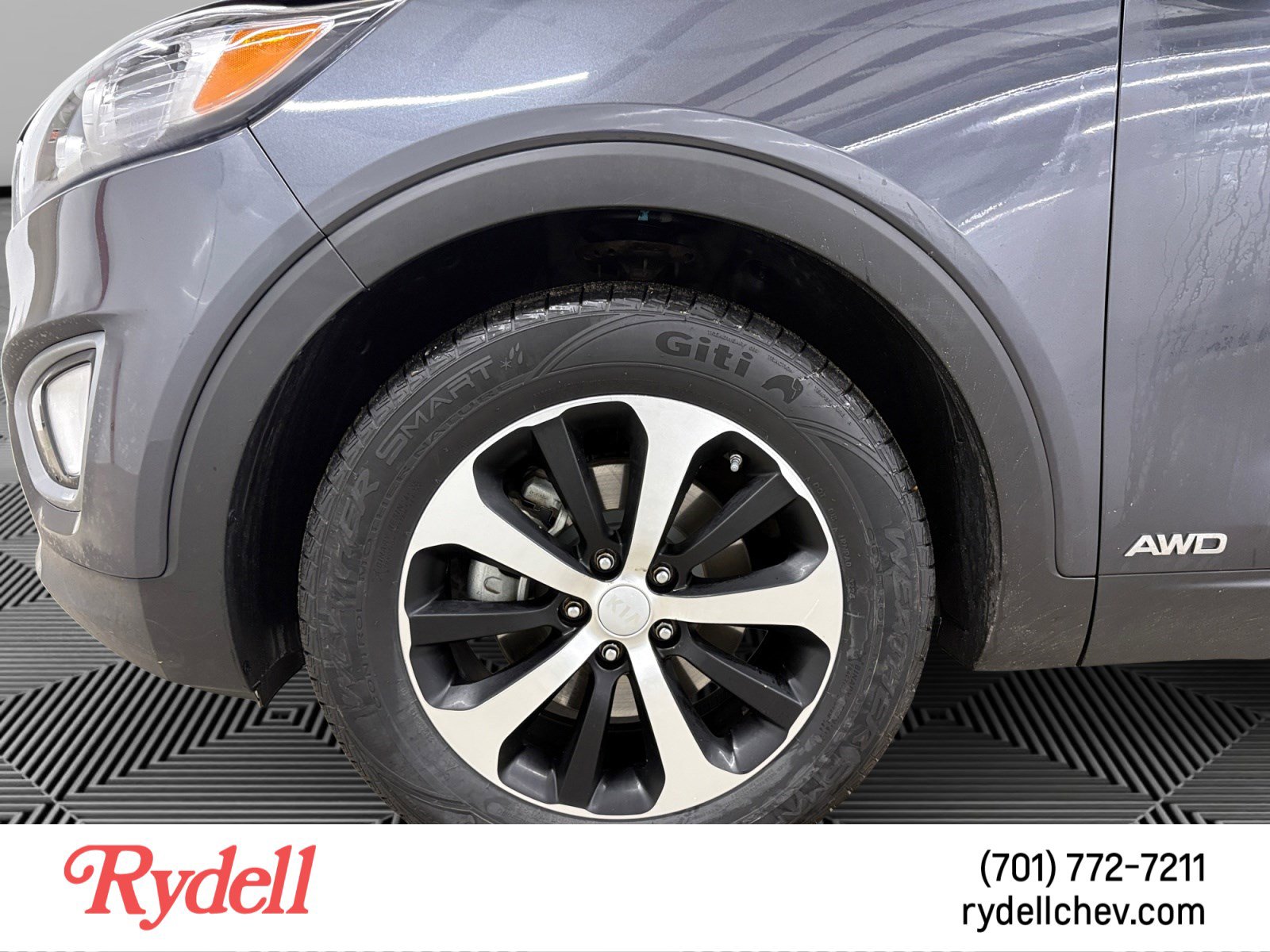 Used 2016 Kia Sorento EX image 9