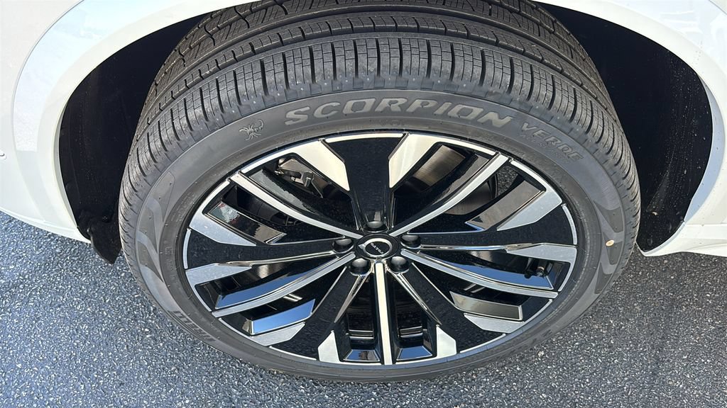 New 2026 Volvo XC90 T8 Ultra AWD/4WD image 32