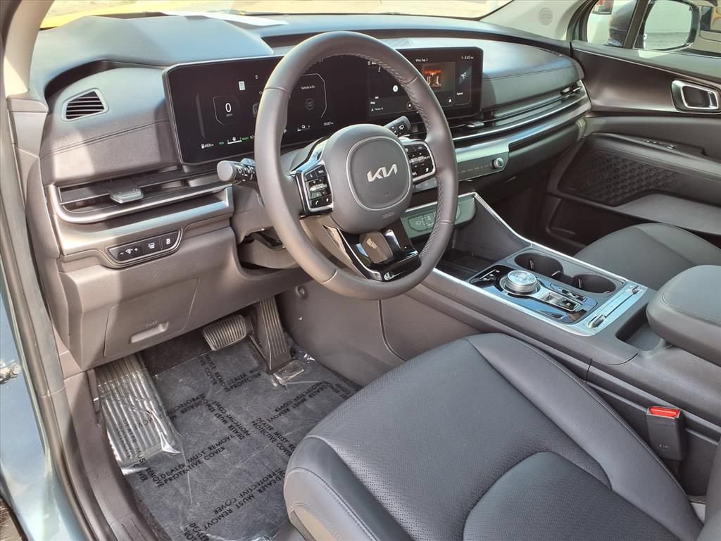 Used 2026 Kia Carnival SX Prestige FWD image 17